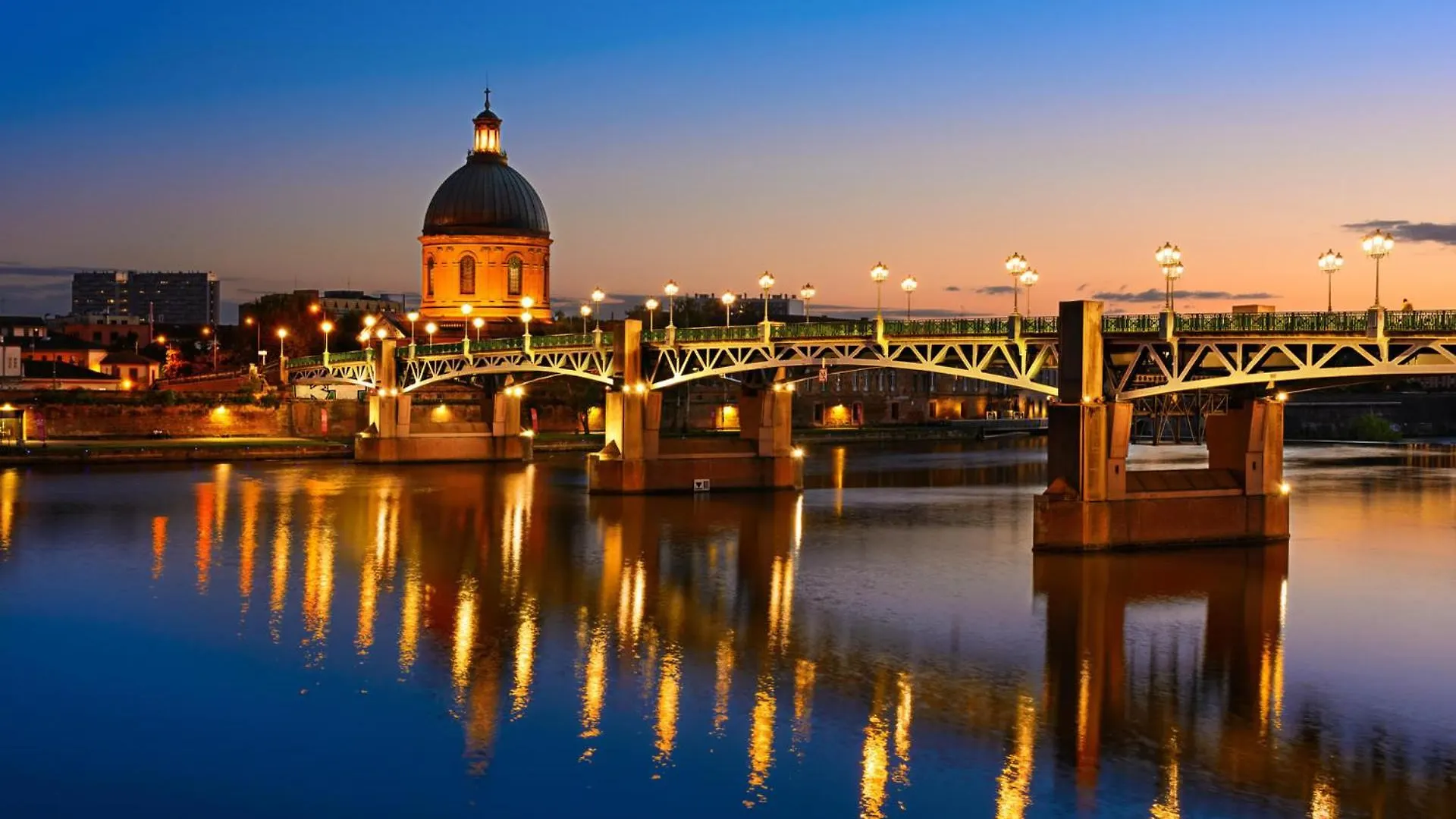 La Taniere Du Capitole - Coeur Toulouse - Calme Apartment France